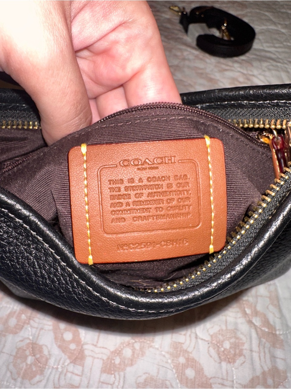 Coach Black Pebbled Leather Laurel Small Shoulder Bag with Gold Hardware - Picture 5 of 6